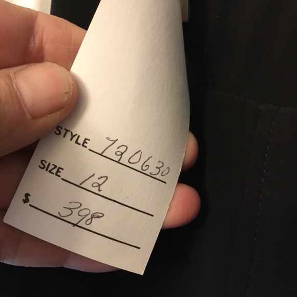 Brand new loose fit flare pant - Picture 5 of 7